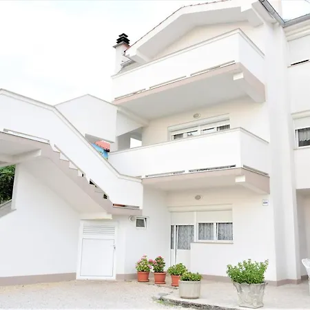 Apartament Hills Superior
